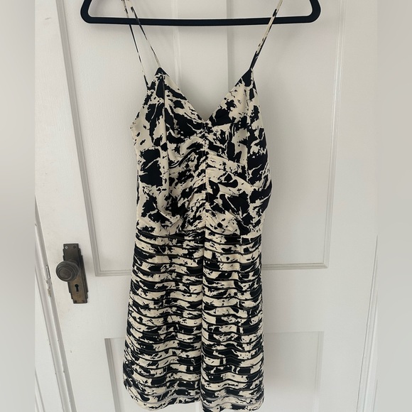 Beautiful black & white summer dress - Picture 4 of 7